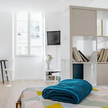 Studio Panier Lumineux & Tendance,proche De Apartment